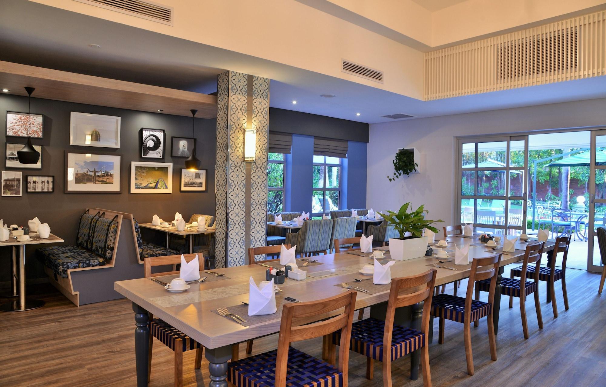Town Lodge Menlo Park Pretoria Luaran gambar